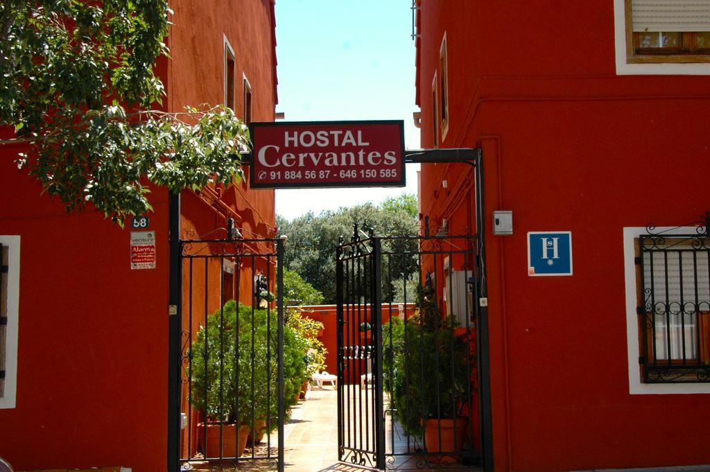 Hostal Cervantes Daganzo De Arriba ภายนอก รูปภาพ